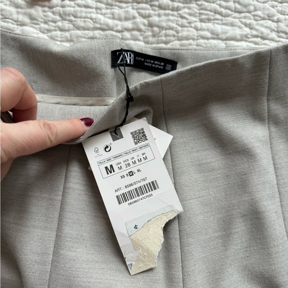 NWT ZARA Flare with cuts Women’s pants Medium Grey tan high rise - Picture 3 of 8